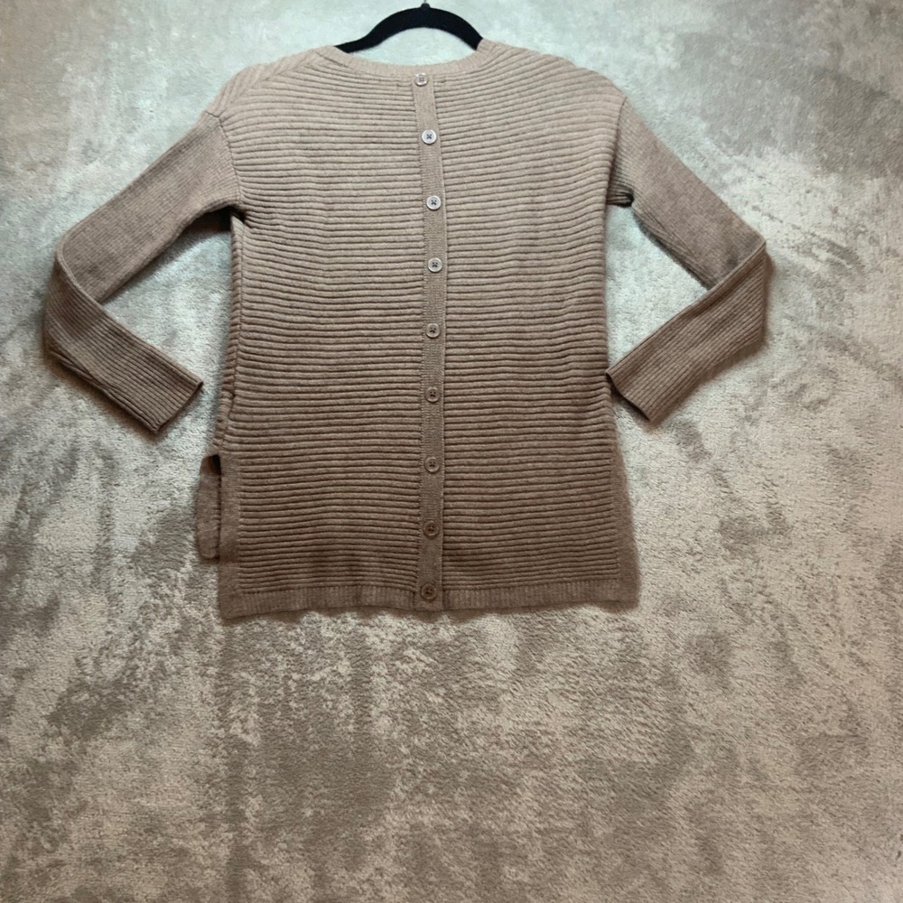 Tahari Womens Merino Wool Blend Ribbed Back Button Sweater Tan Brown XS - Picture 7 of 9